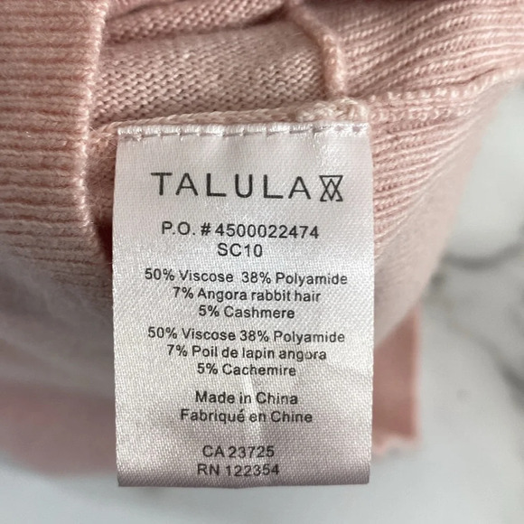 Talula Pullover Sweater‎ Womens Size Small Pink Cashmere Rabbit Hair Aritzia - Picture 3 of 12